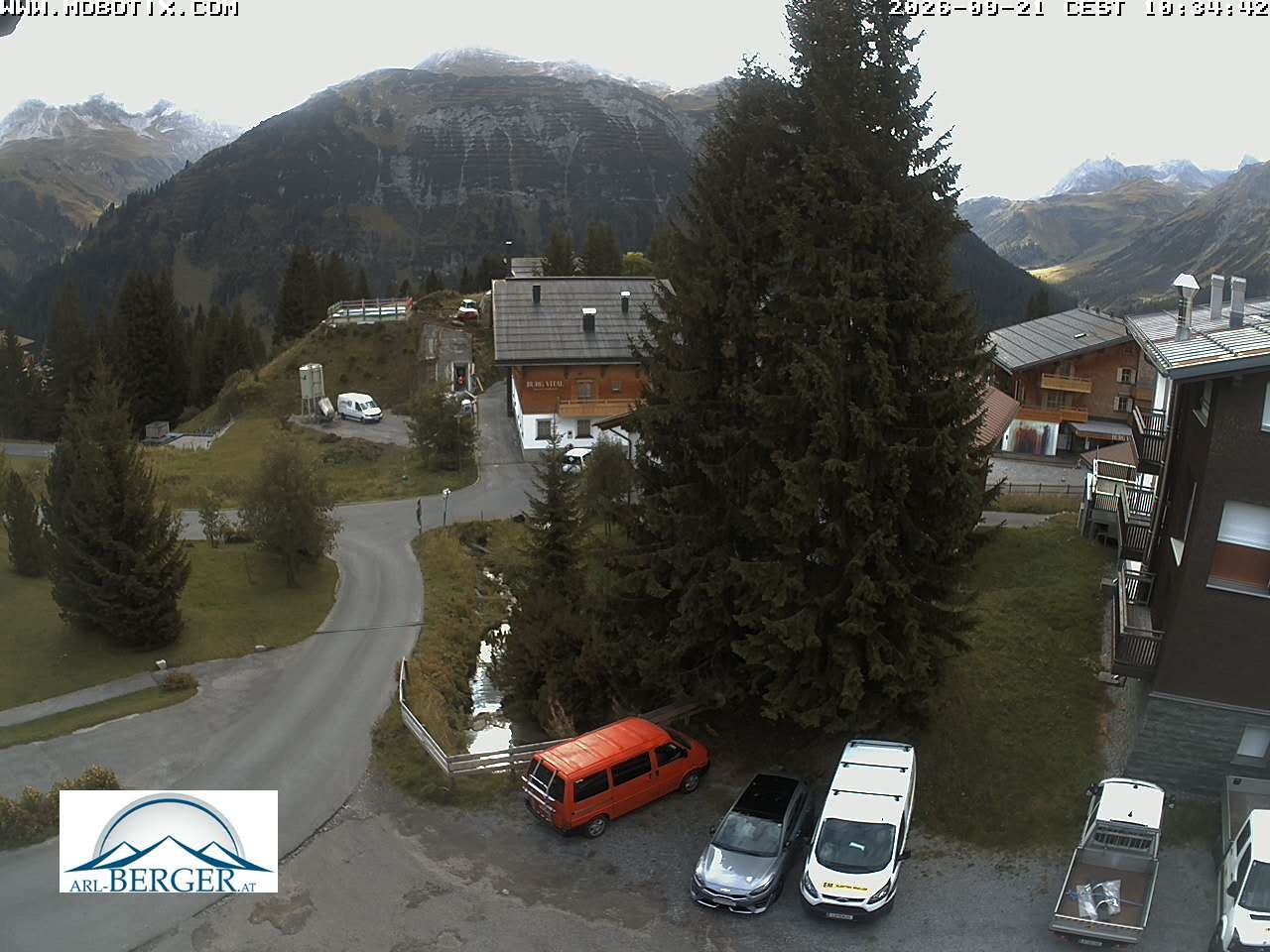 Archiv Foto Webcam Oberlech: Pension Berger
