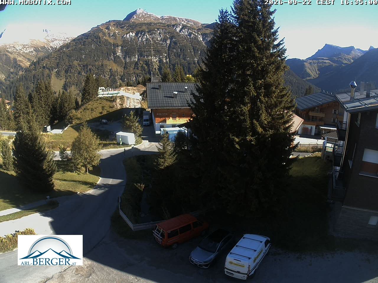 Archiv Foto Webcam Oberlech: Pension Berger