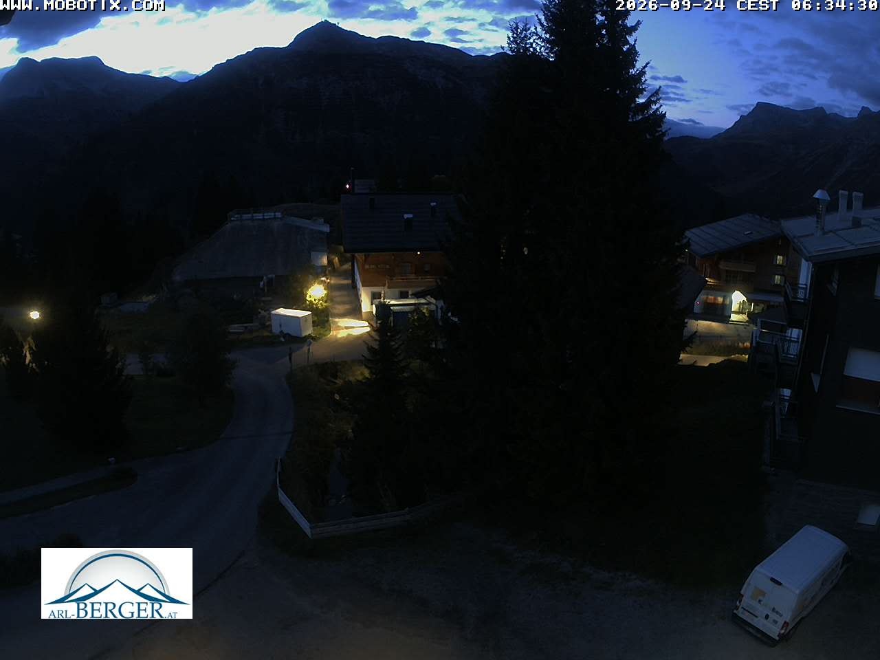 Archiv Foto Webcam Oberlech: Pension Berger