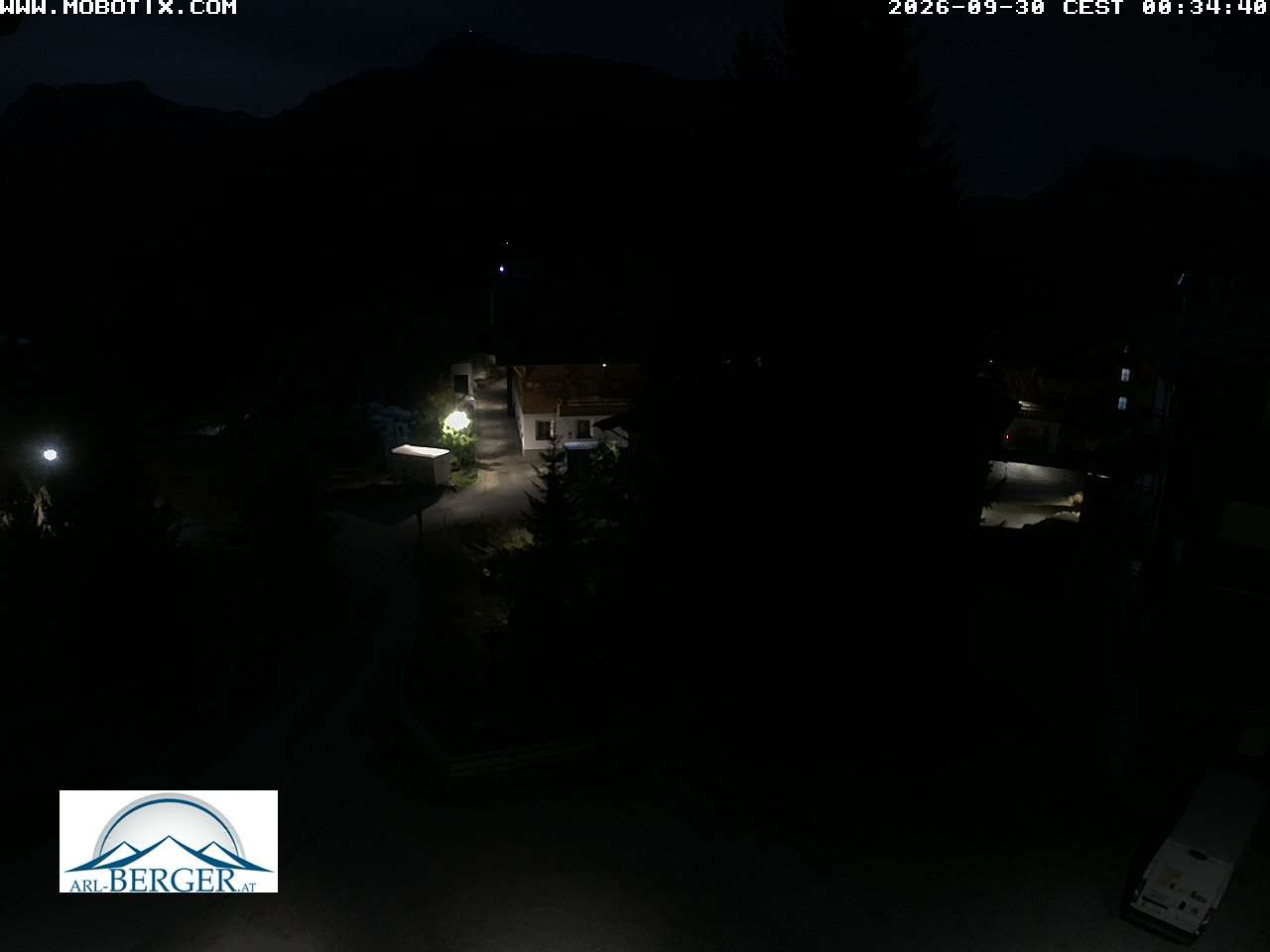 Archiv Foto Webcam Oberlech: Pension Berger