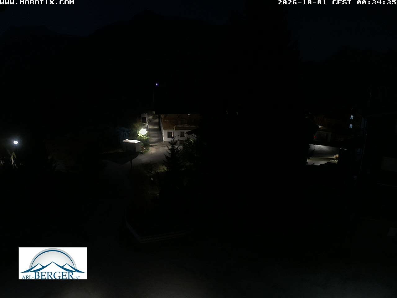 Archiv Foto Webcam Oberlech: Pension Berger