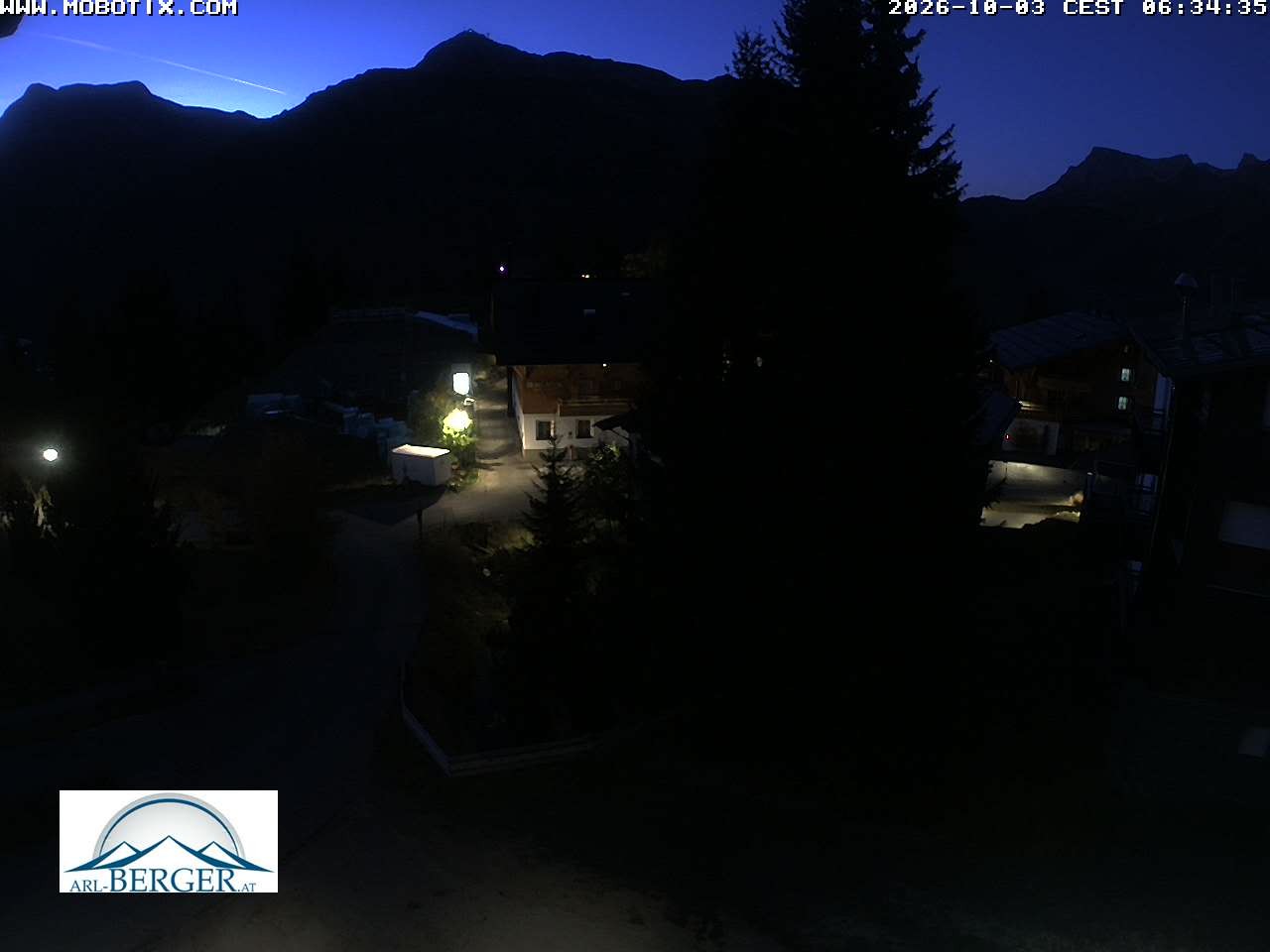 Archiv Foto Webcam Oberlech: Pension Berger
