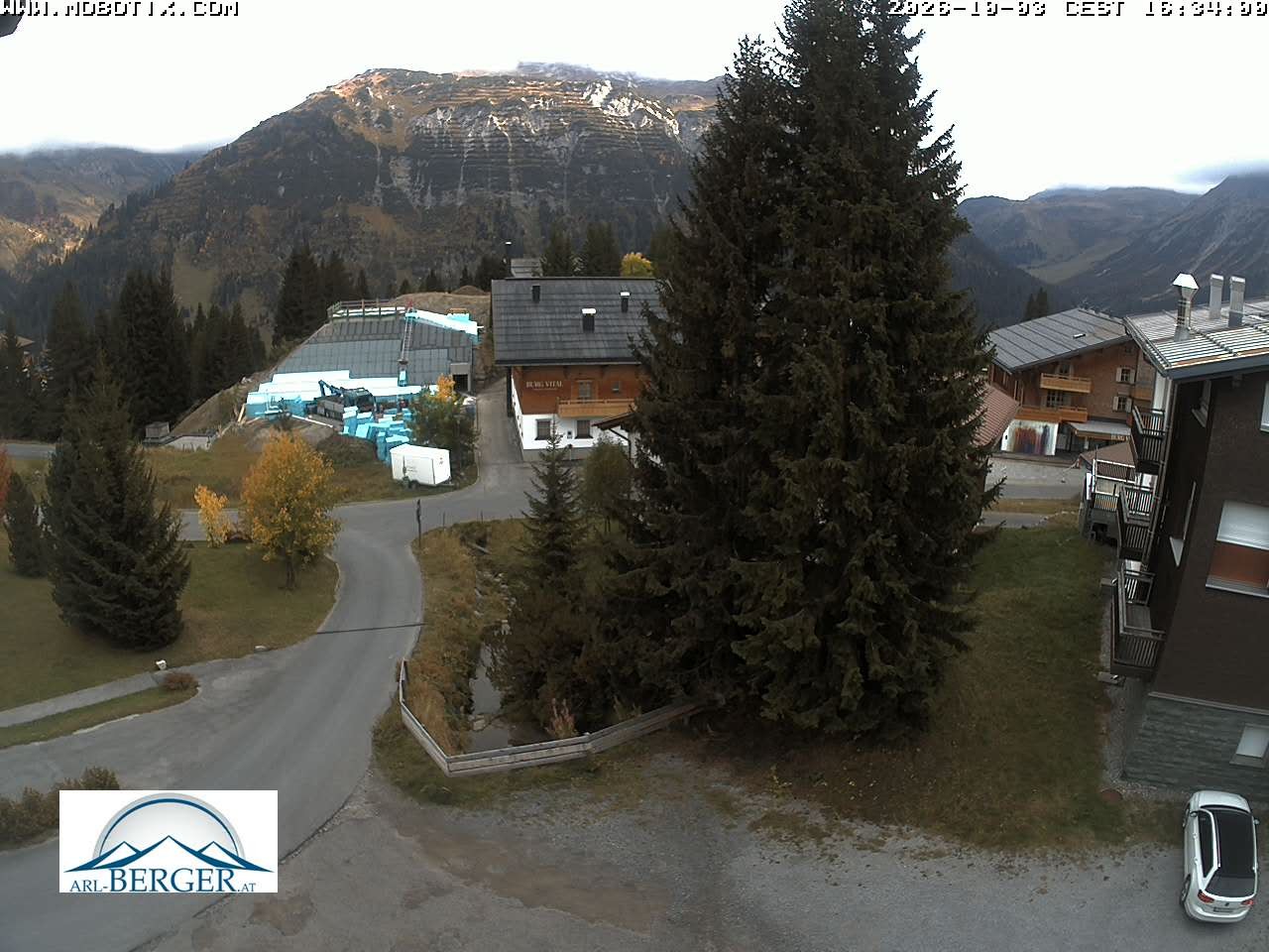 Archived image Webcam Oberlech: guest house Berger