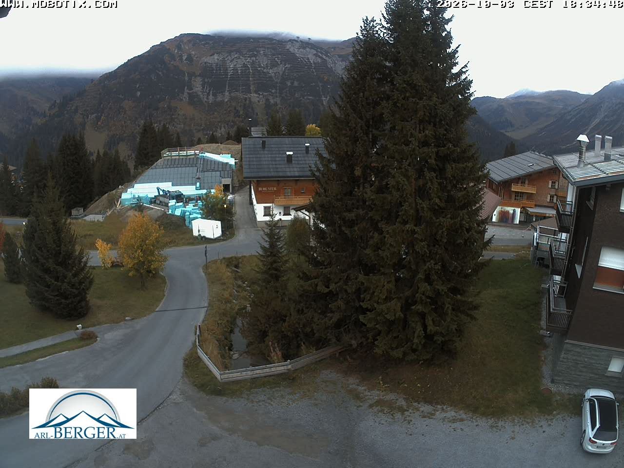 Archived image Webcam Oberlech: guest house Berger