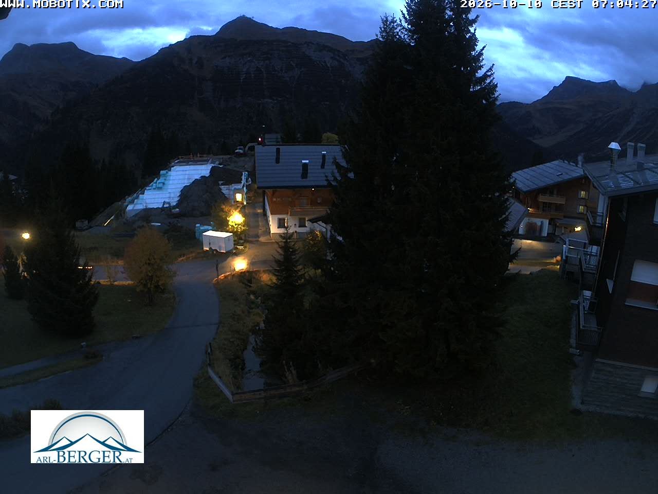 Archiv Foto Webcam Oberlech: Pension Berger
