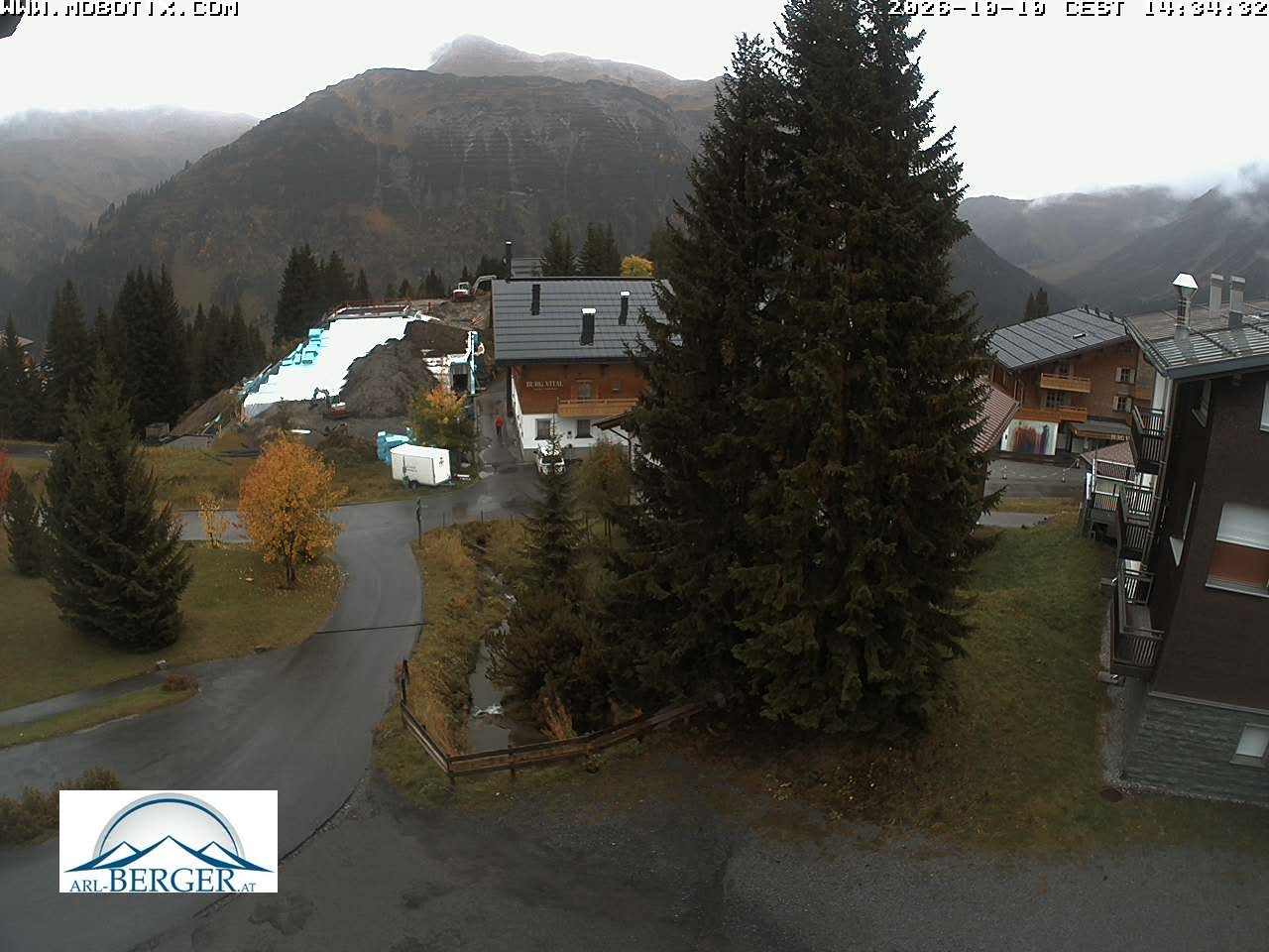 Archiv Foto Webcam Oberlech: Pension Berger