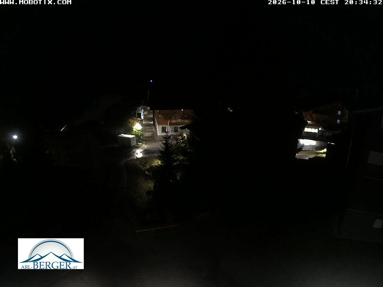Archiv Foto Webcam Oberlech: Pension Berger