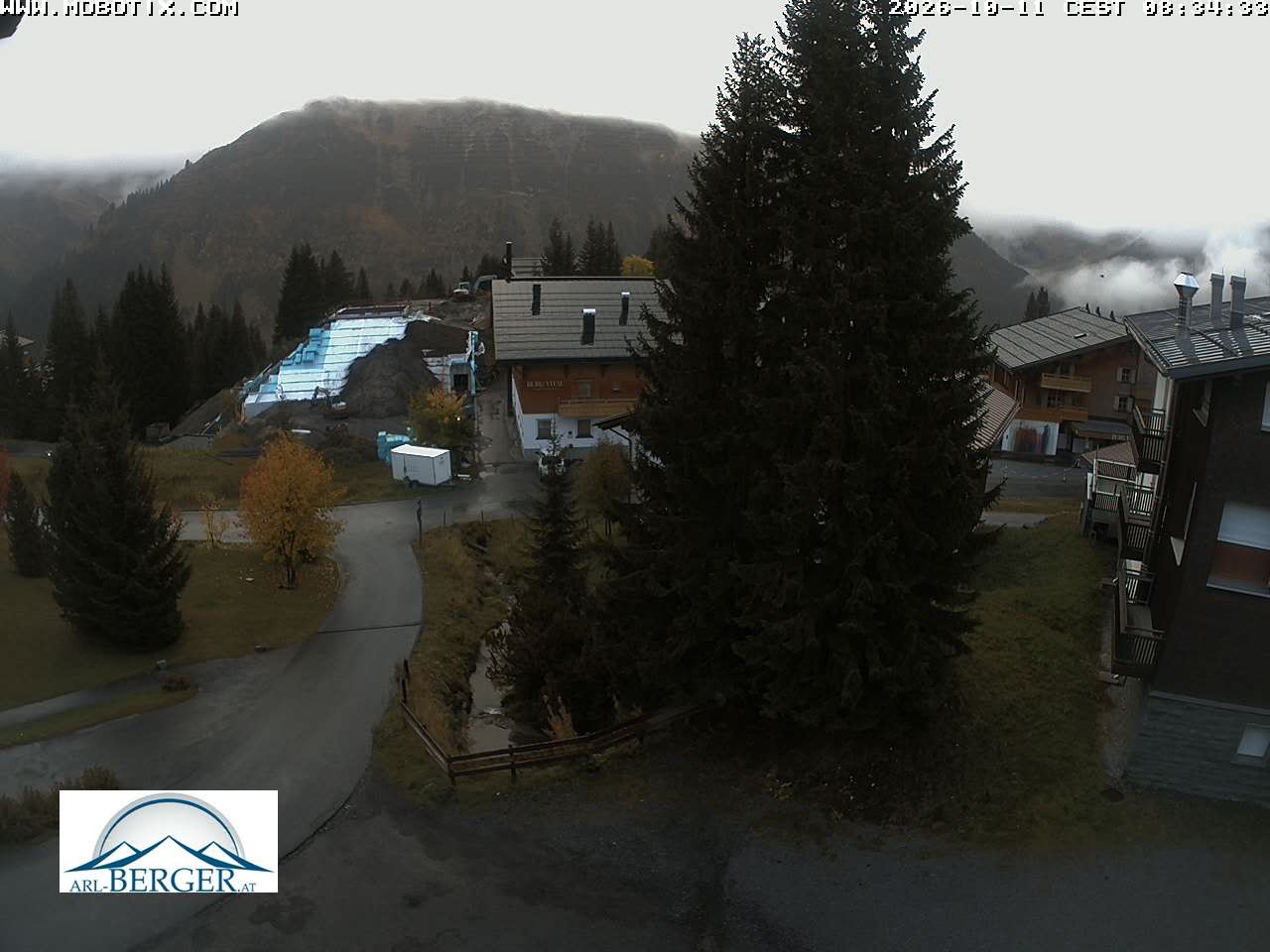 Archiv Foto Webcam Oberlech: Pension Berger