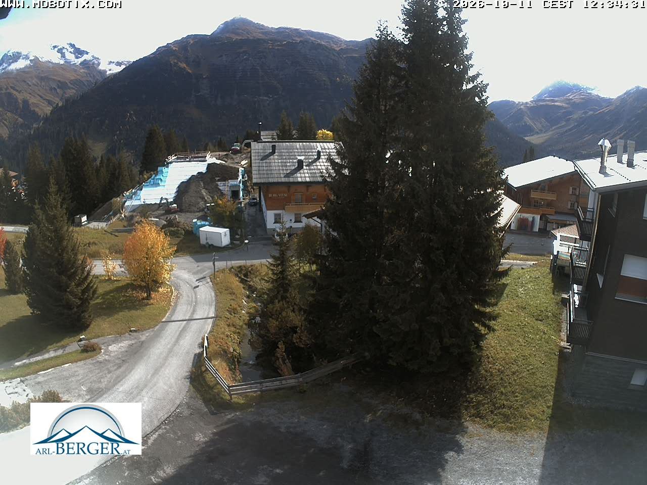 Archiv Foto Webcam Oberlech: Pension Berger