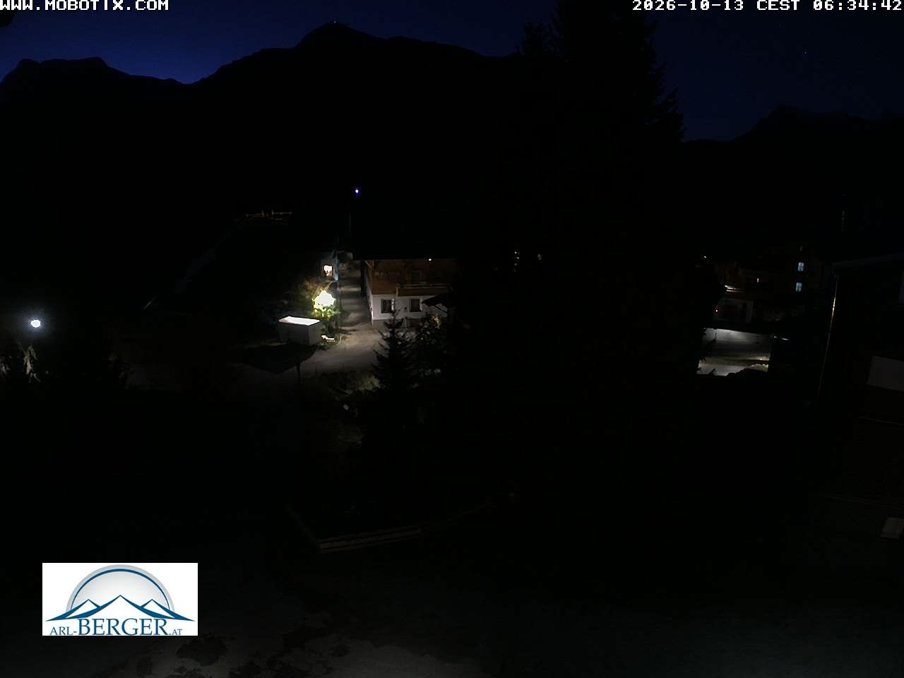 Archiv Foto Webcam Oberlech: Pension Berger