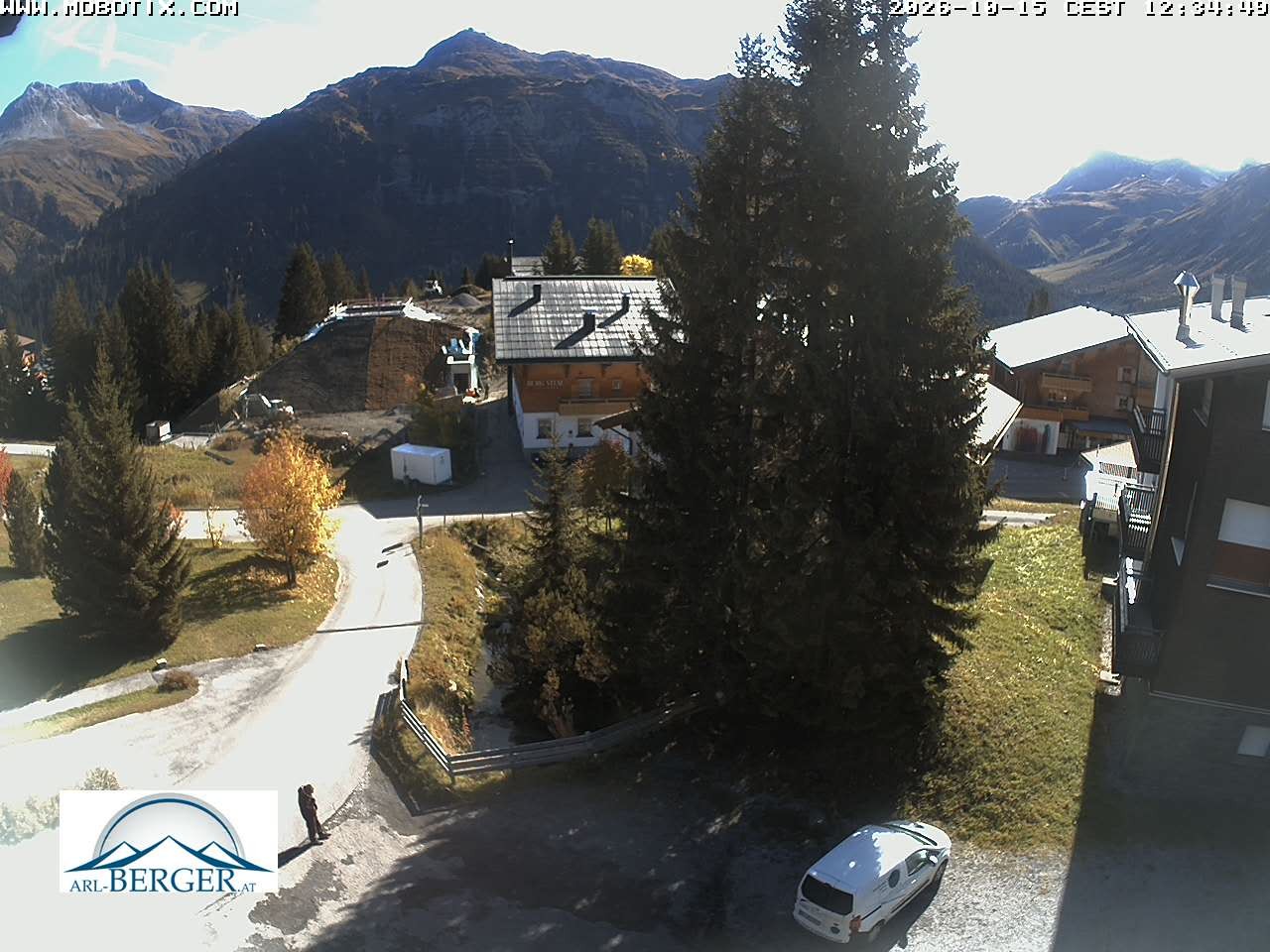 Archiv Foto Webcam Oberlech: Pension Berger
