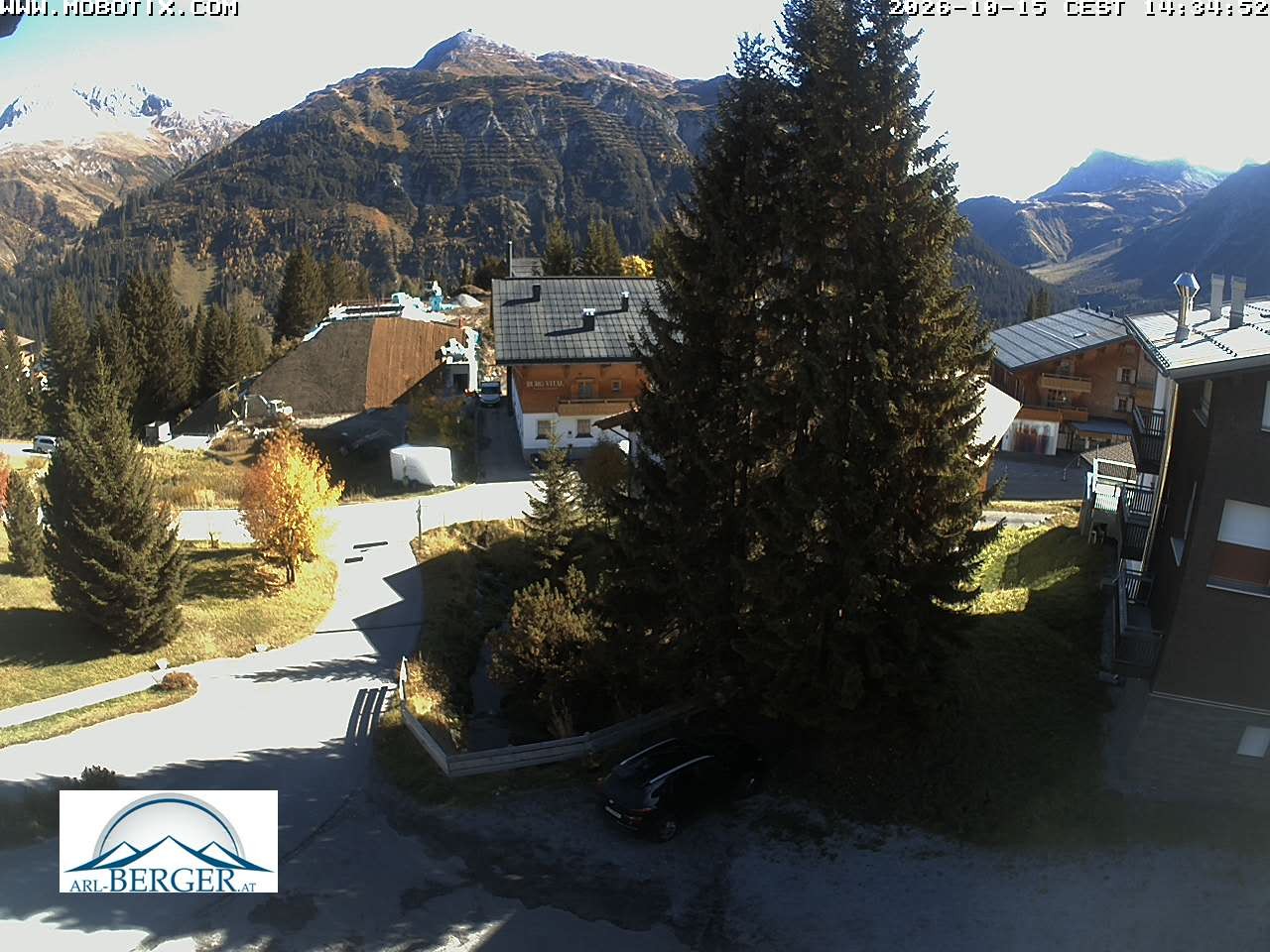 Archiv Foto Webcam Oberlech: Pension Berger