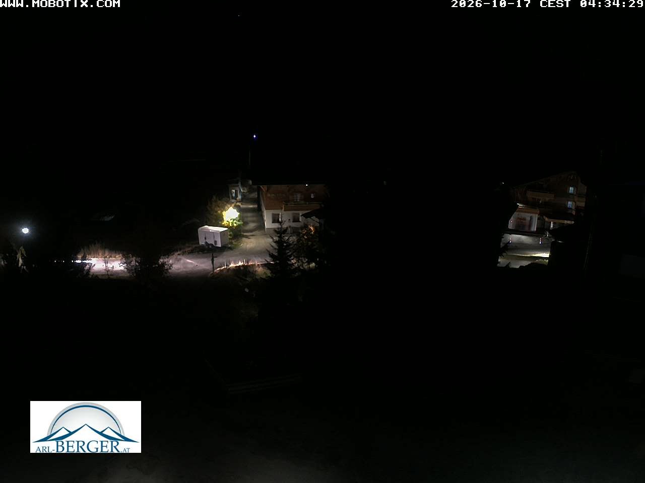 Archived image Webcam Oberlech: guest house Berger