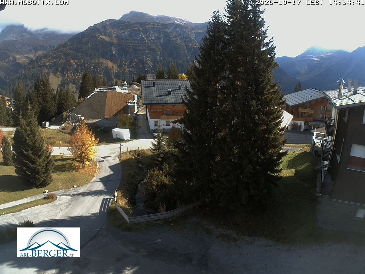 Archiv Foto Webcam Oberlech: Pension Berger