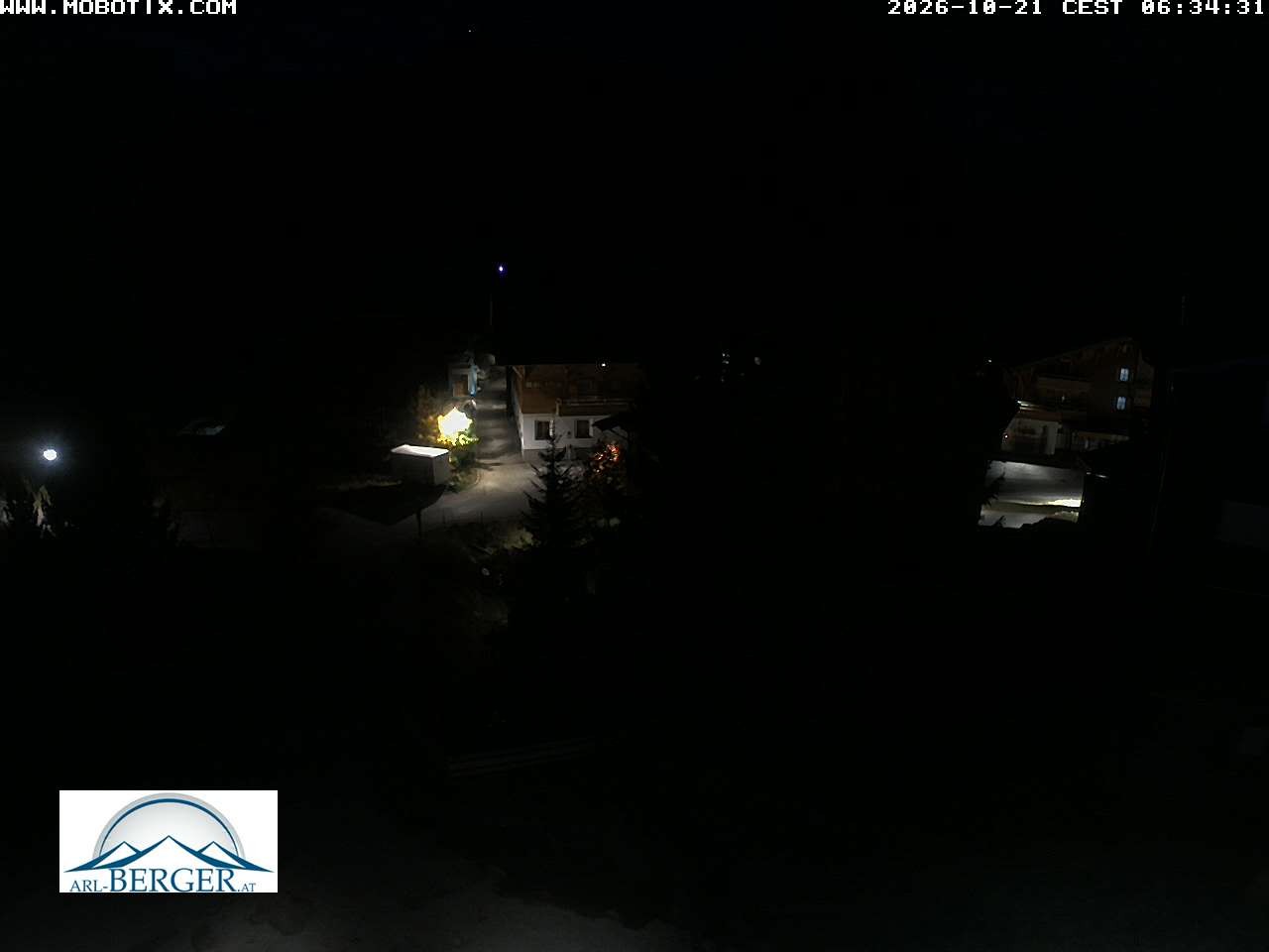 Archiv Foto Webcam Oberlech: Pension Berger