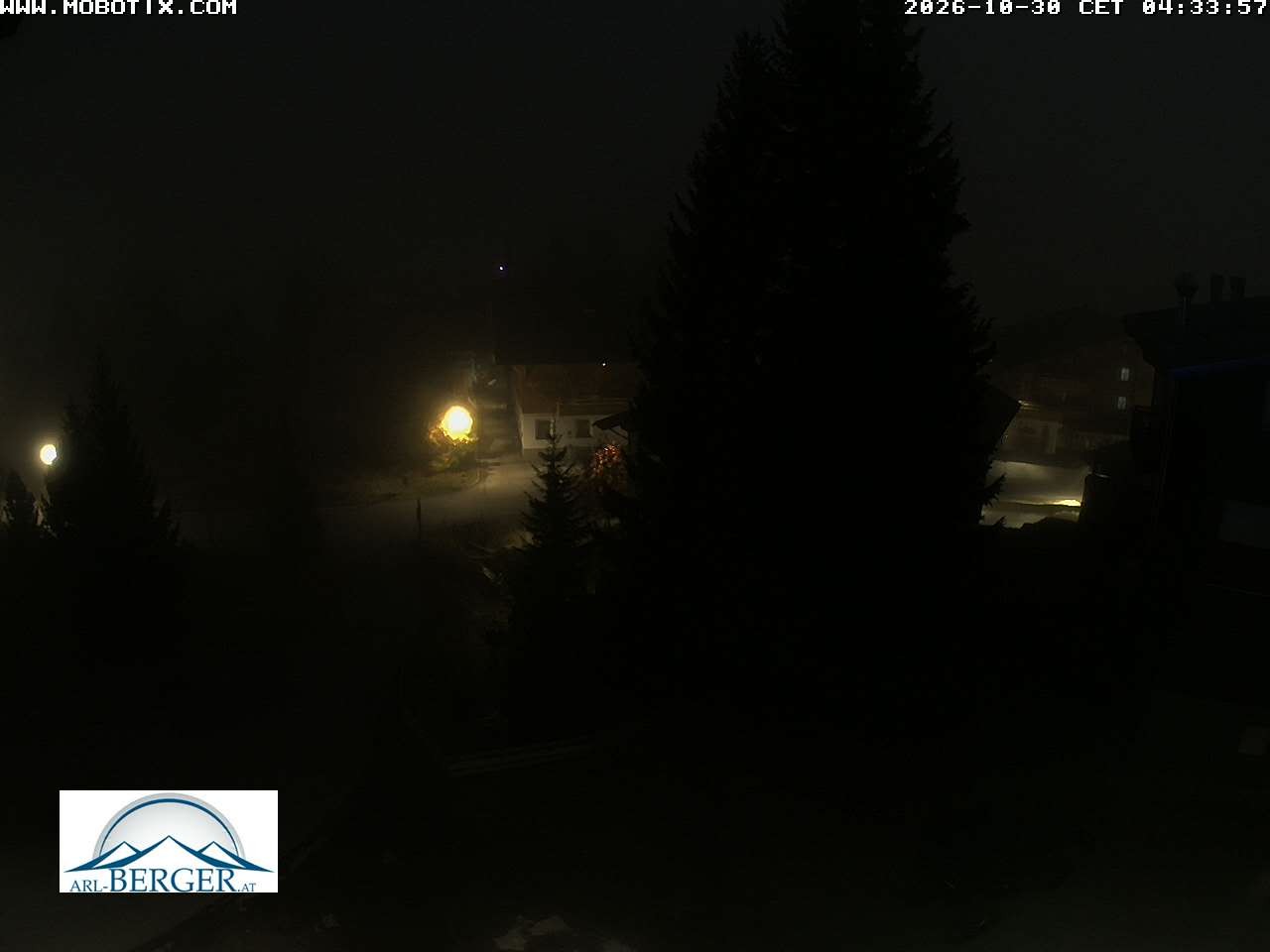 Archived image Webcam Oberlech: guest house Berger