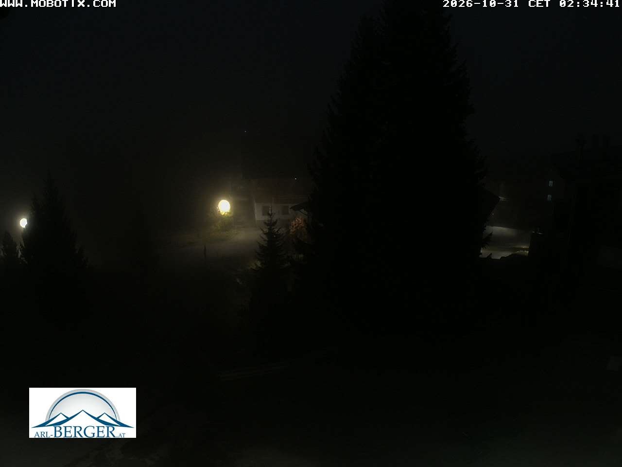 Archiv Foto Webcam Oberlech: Pension Berger