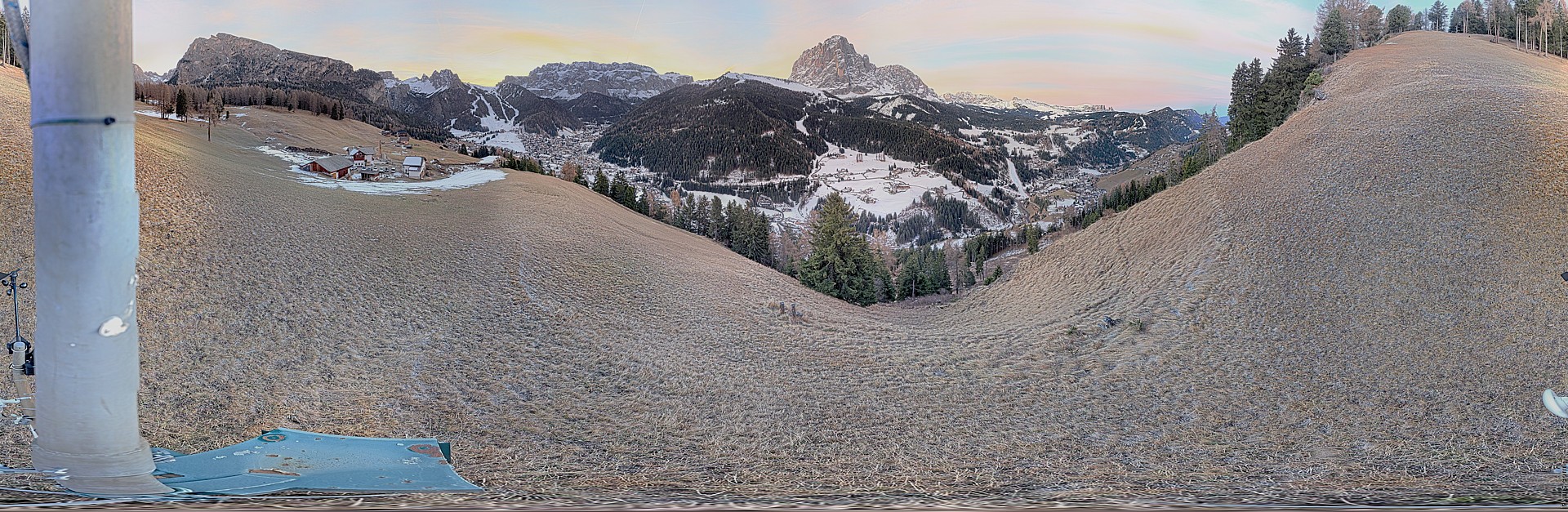 Archiv Foto Webcam Panorama über Wolkenstein