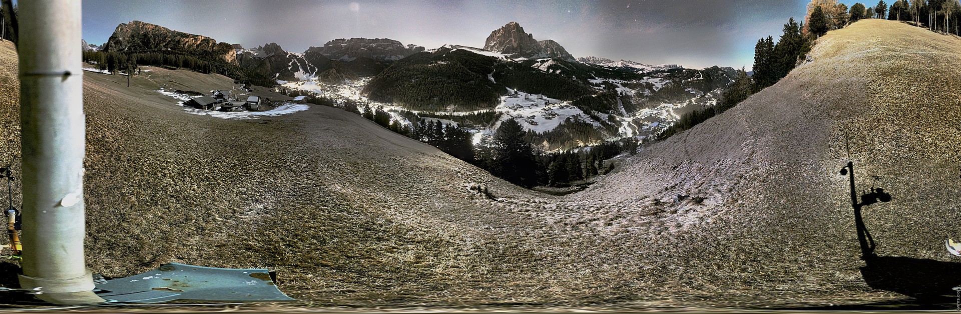 Archiv Foto Webcam Panorama über Wolkenstein