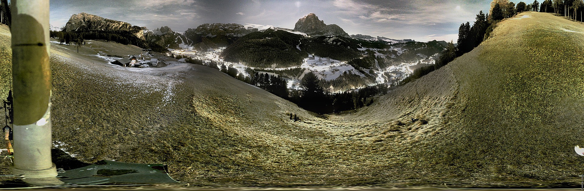 Archiv Foto Webcam Panorama über Wolkenstein