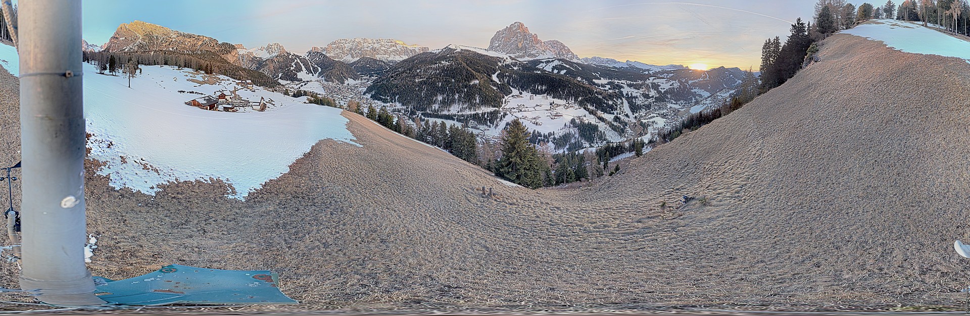 Archiv Foto Webcam Panorama über Wolkenstein