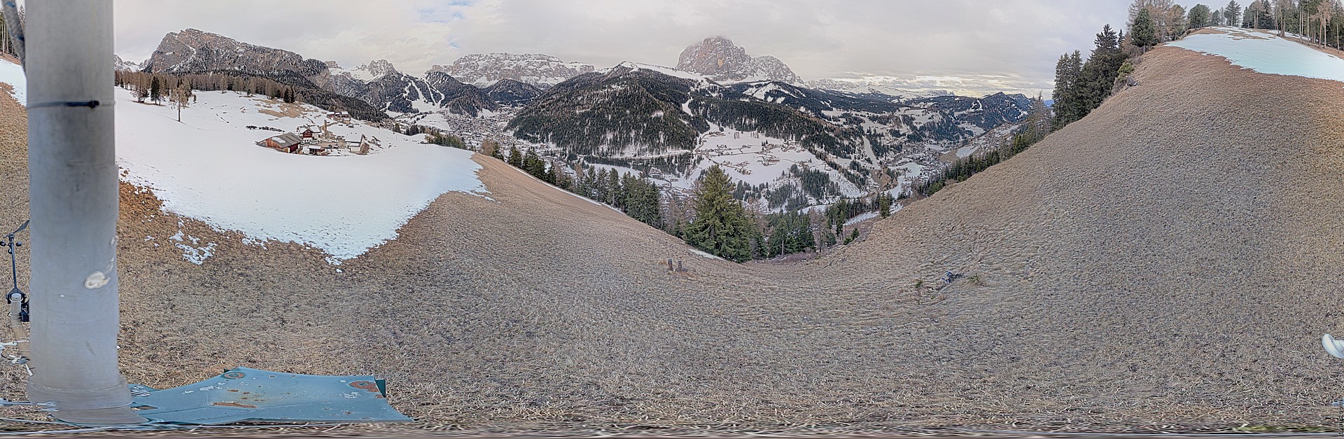 Archived image Webcam Panoramic view of Wolkenstein