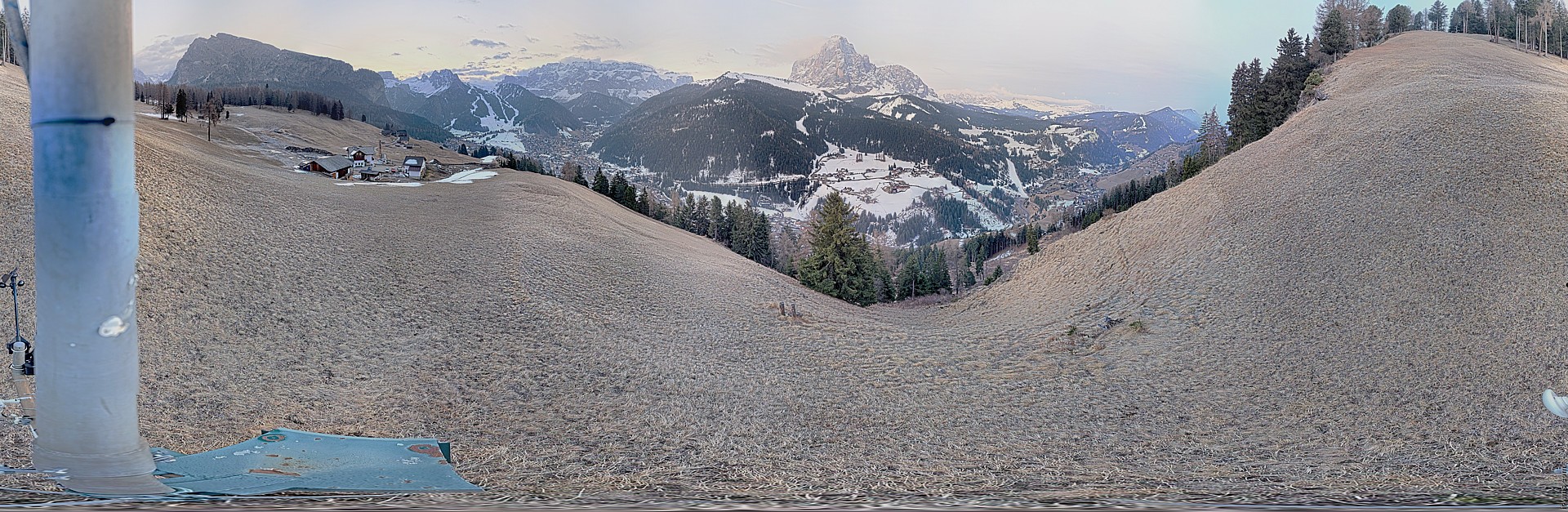 Archived image Webcam Panoramic view of Wolkenstein