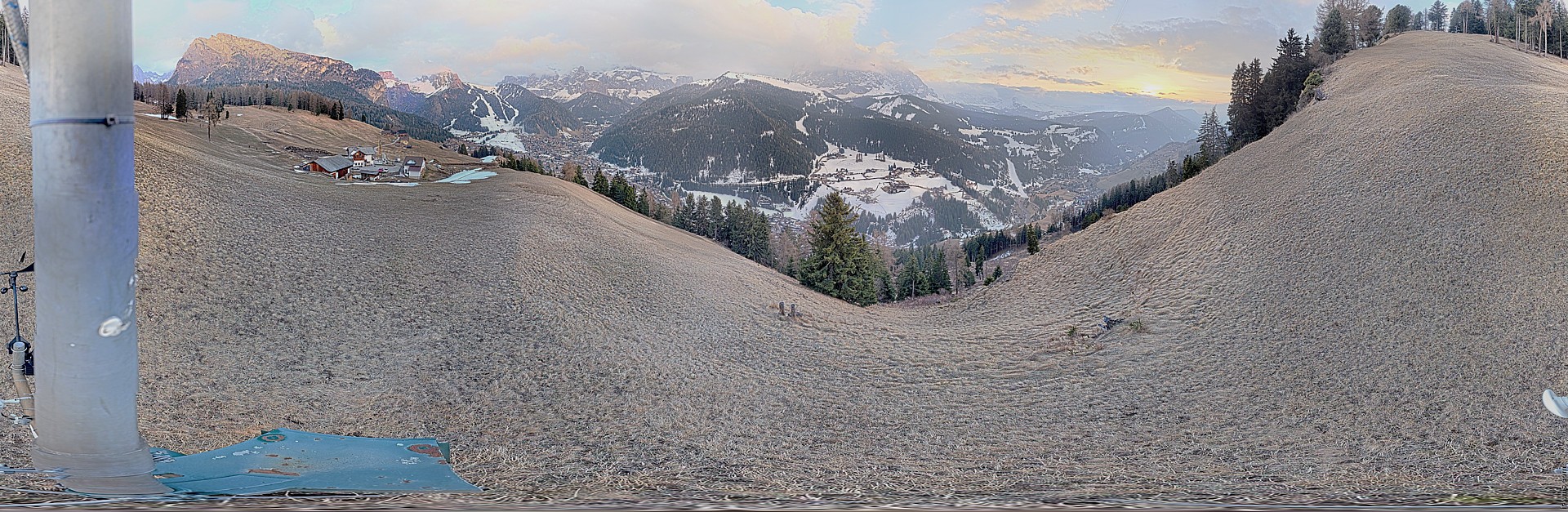 Archiv Foto Webcam Panorama über Wolkenstein