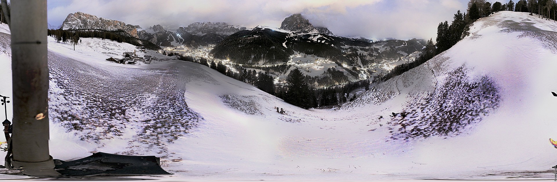 Archived image Webcam Panoramic view of Wolkenstein