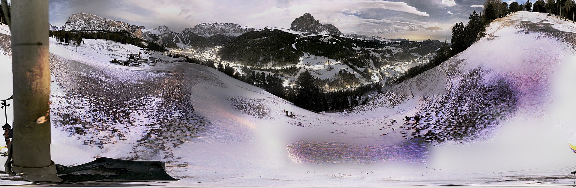 Archived image Webcam Panoramic view of Wolkenstein