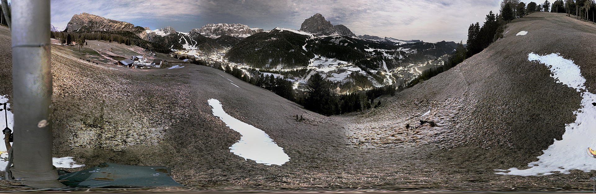 Archiv Foto Webcam Panorama über Wolkenstein