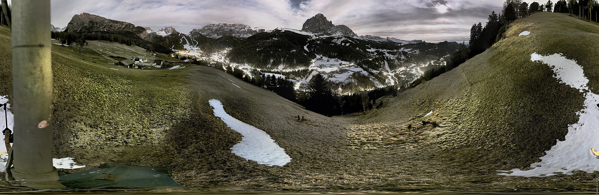 Archiv Foto Webcam Panorama über Wolkenstein