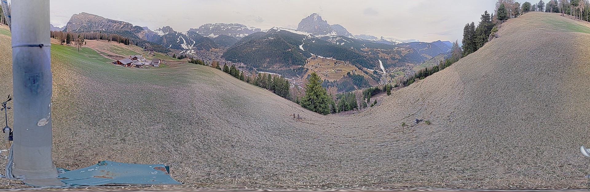 Archived image Webcam Panoramic view of Wolkenstein