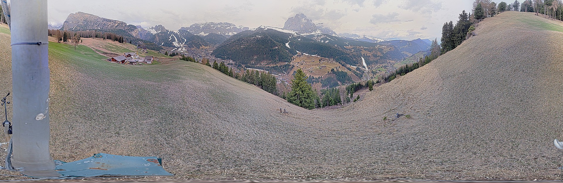 Archived image Webcam Panoramic view of Wolkenstein