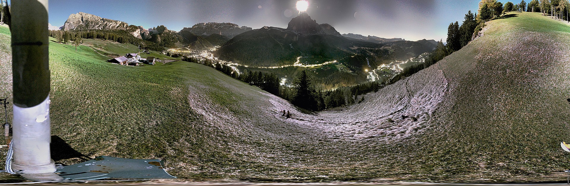 Archived image Webcam Panoramic view of Wolkenstein
