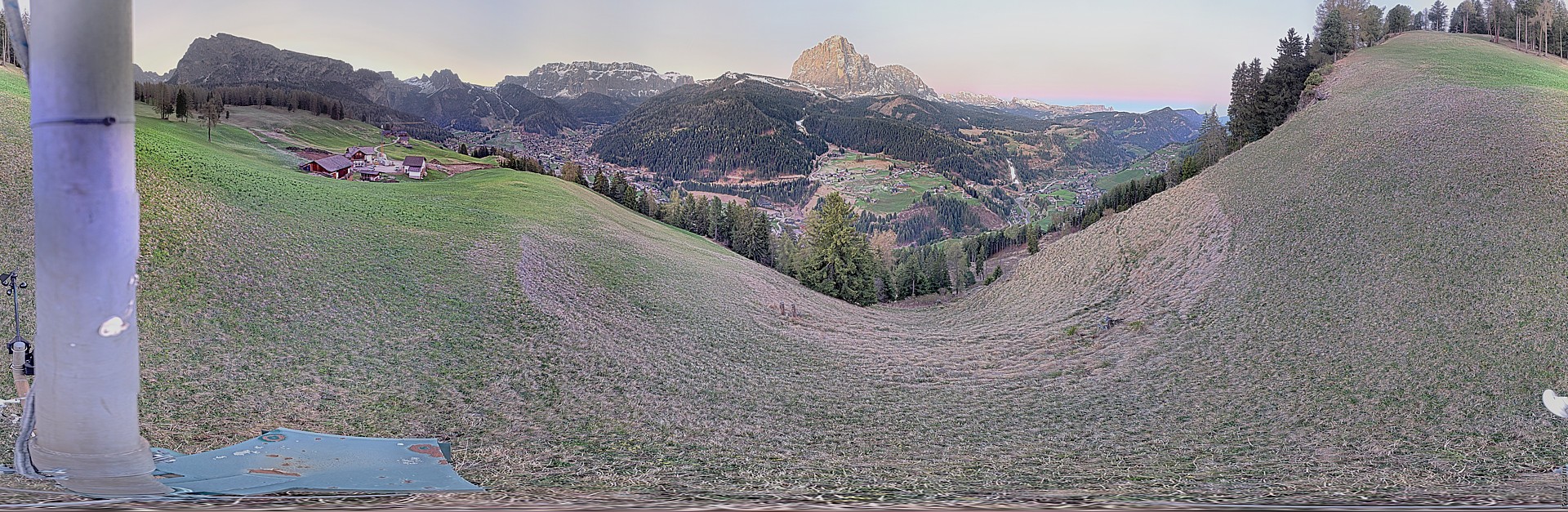 Archived image Webcam Panoramic view of Wolkenstein