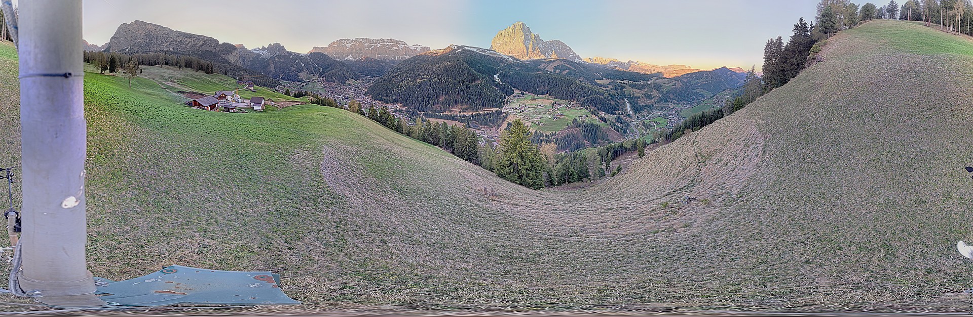 Archived image Webcam Panoramic view of Wolkenstein