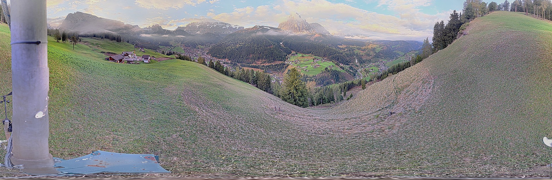 Archived image Webcam Panoramic view of Wolkenstein