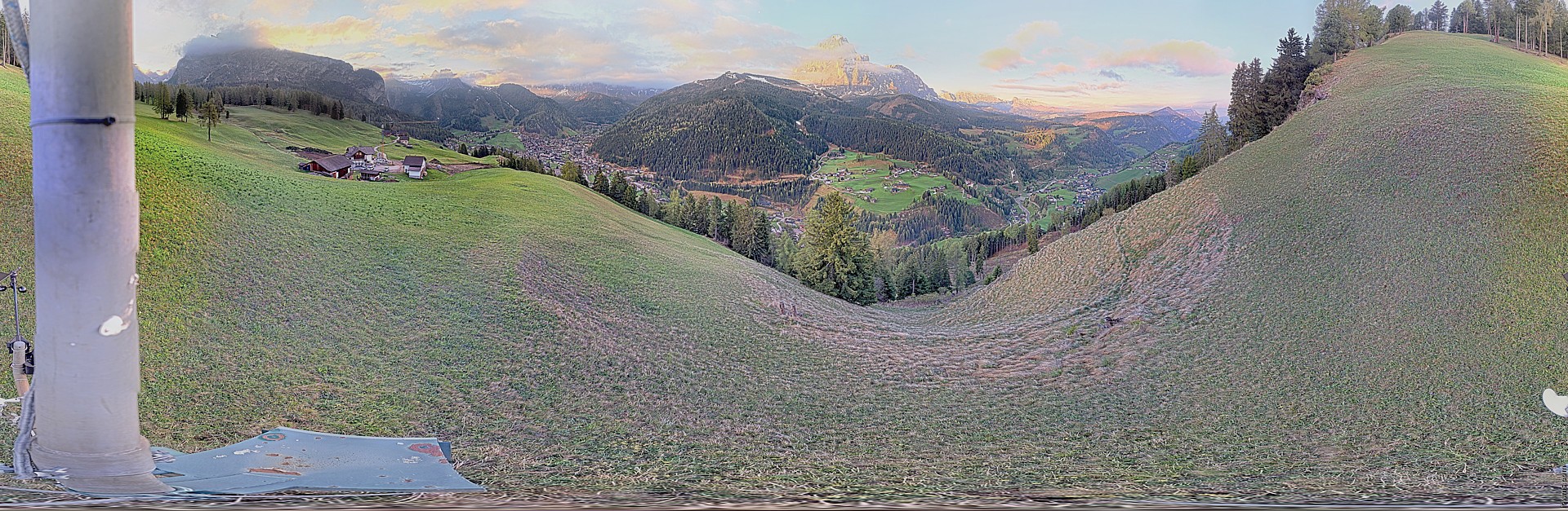 Archiv Foto Webcam Panorama über Wolkenstein