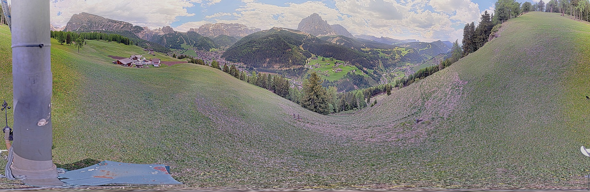 Archived image Webcam Panoramic view of Wolkenstein