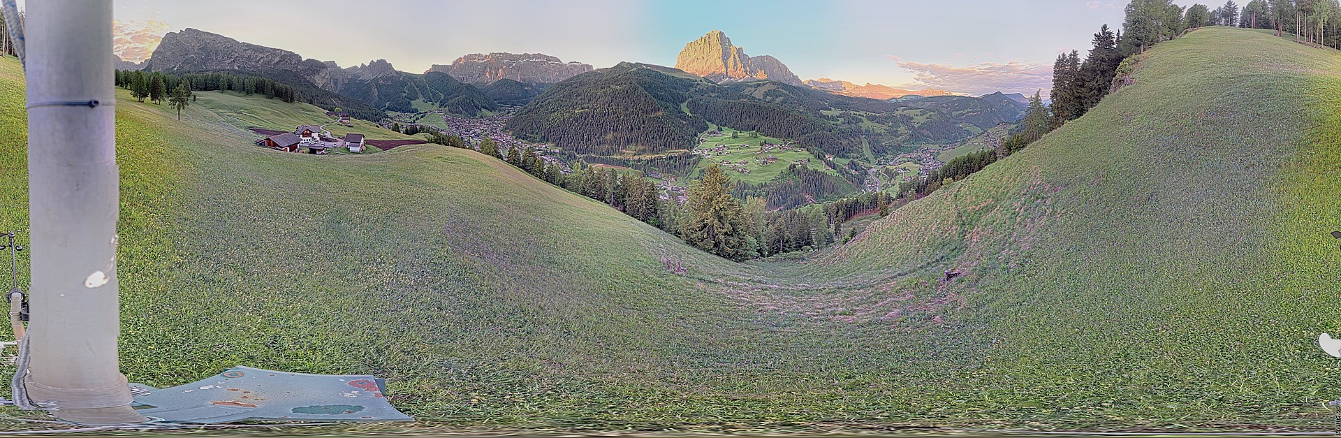 Archived image Webcam Panoramic view of Wolkenstein
