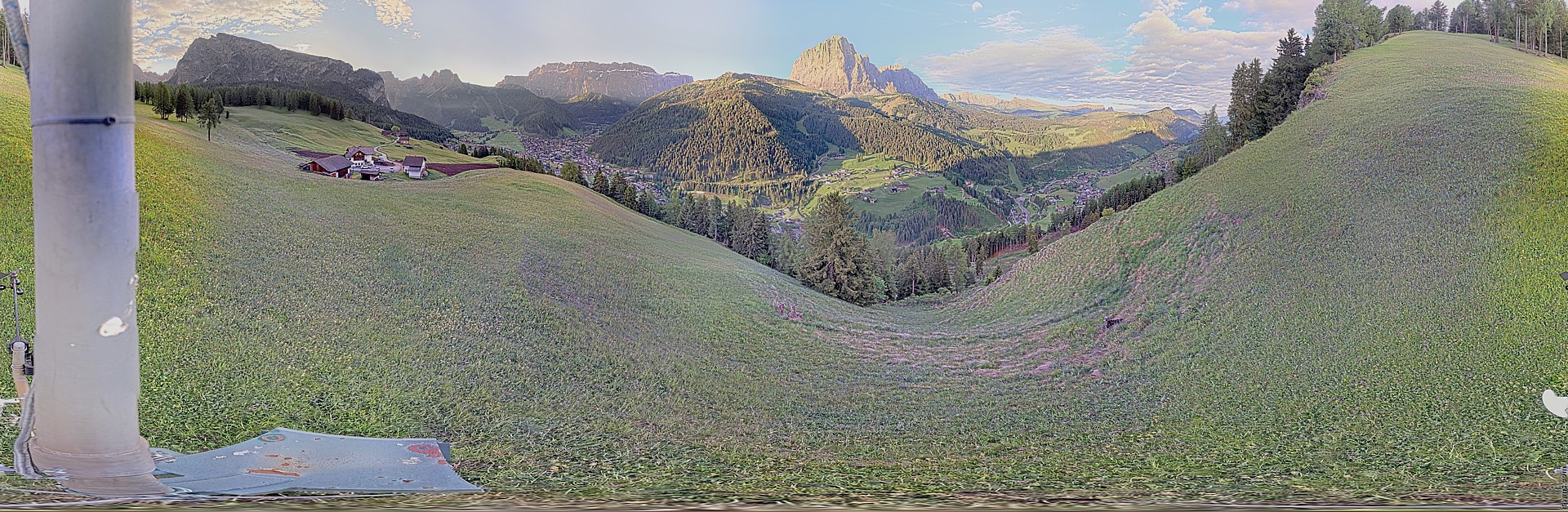 Archived image Webcam Panoramic view of Wolkenstein