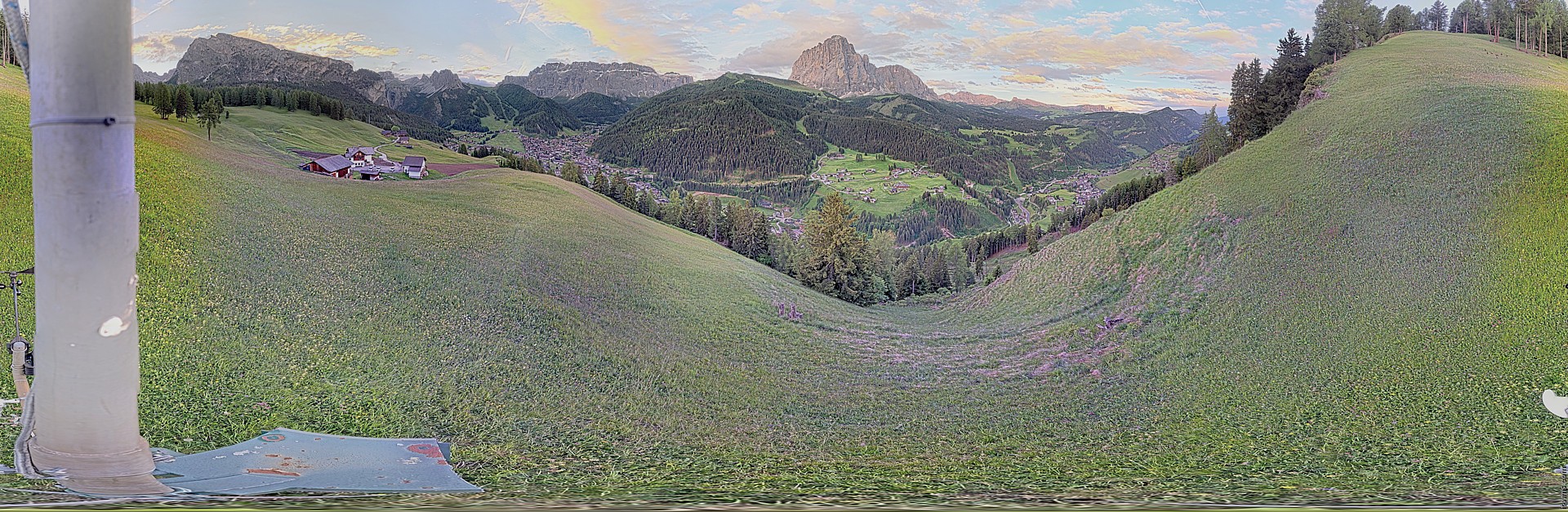 Archiv Foto Webcam Panorama über Wolkenstein