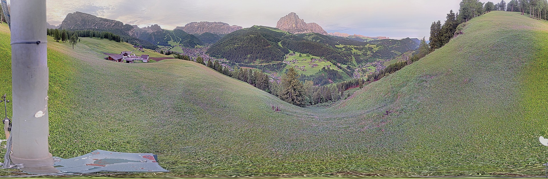 Archiv Foto Webcam Panorama über Wolkenstein