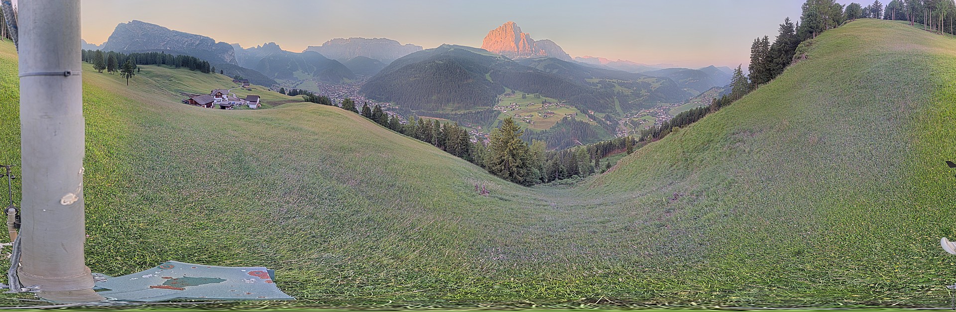 Archived image Webcam Panoramic view of Wolkenstein