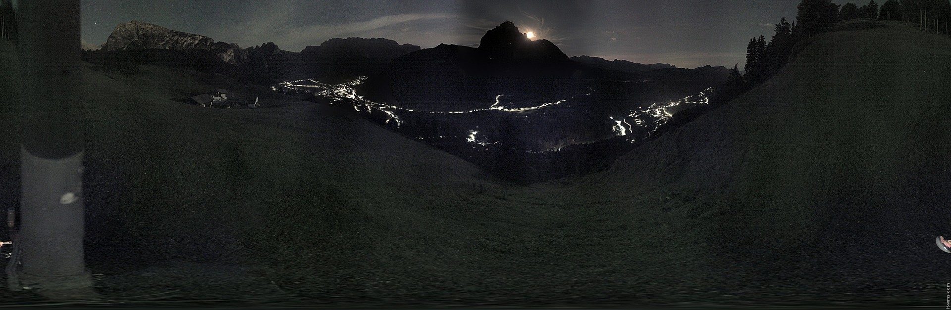 Archiv Foto Webcam Panorama über Wolkenstein