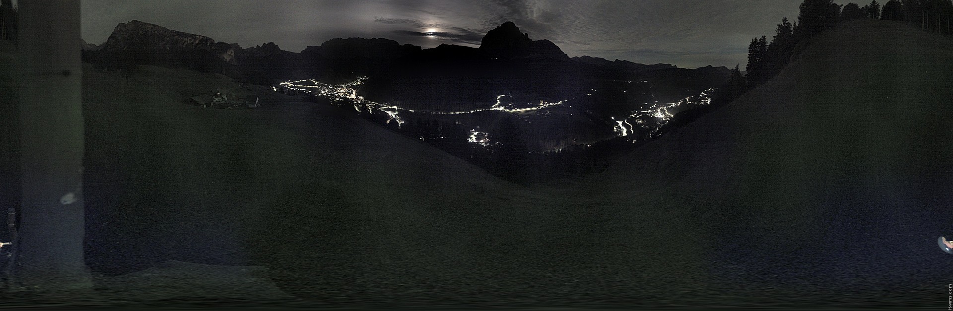 Archiv Foto Webcam Panorama über Wolkenstein