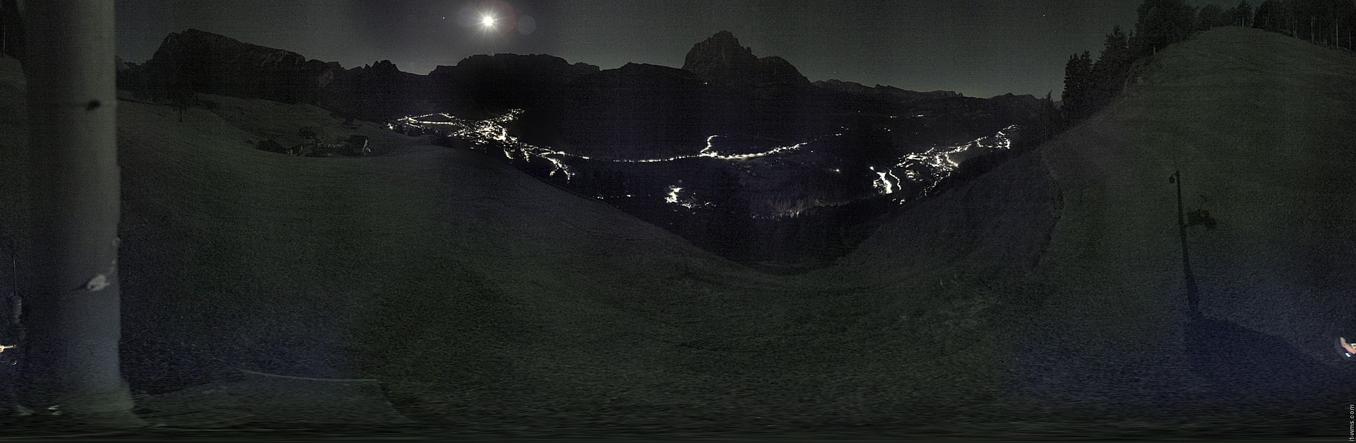 Archiv Foto Webcam Panorama über Wolkenstein