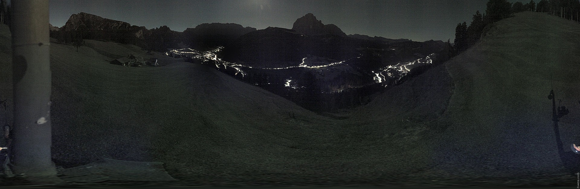 Archiv Foto Webcam Panorama über Wolkenstein