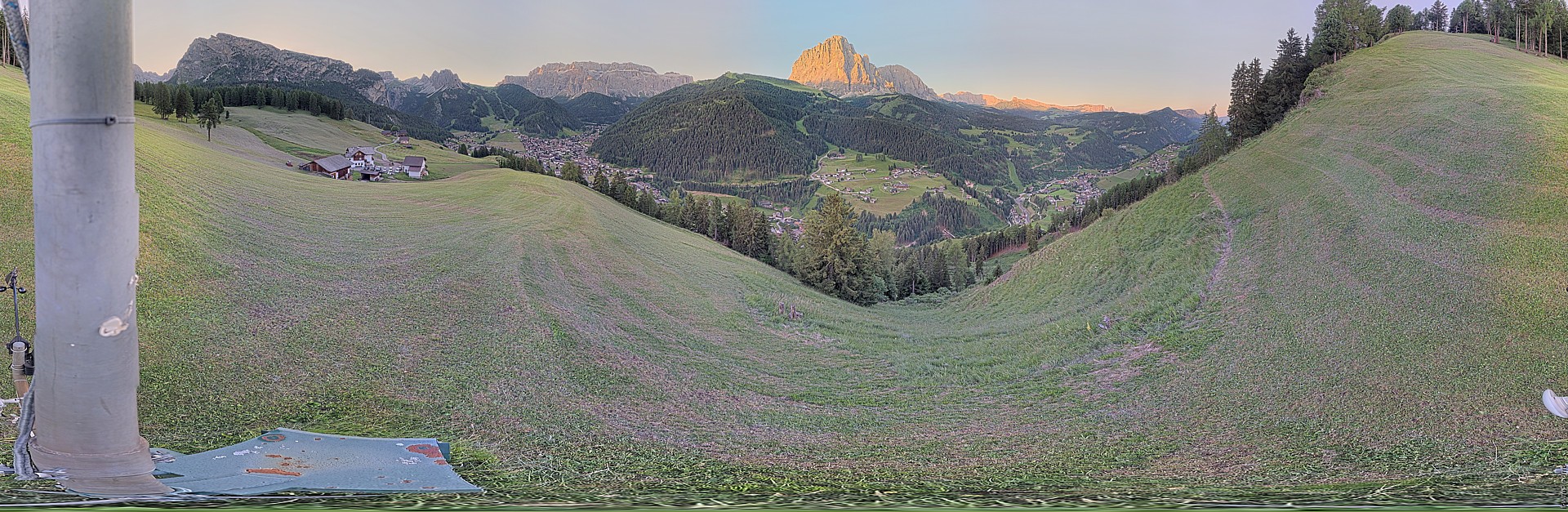 Archiv Foto Webcam Panorama über Wolkenstein